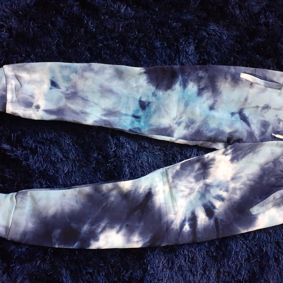 Nice Tie Dye Sweatsuit - Picture 5 of 8